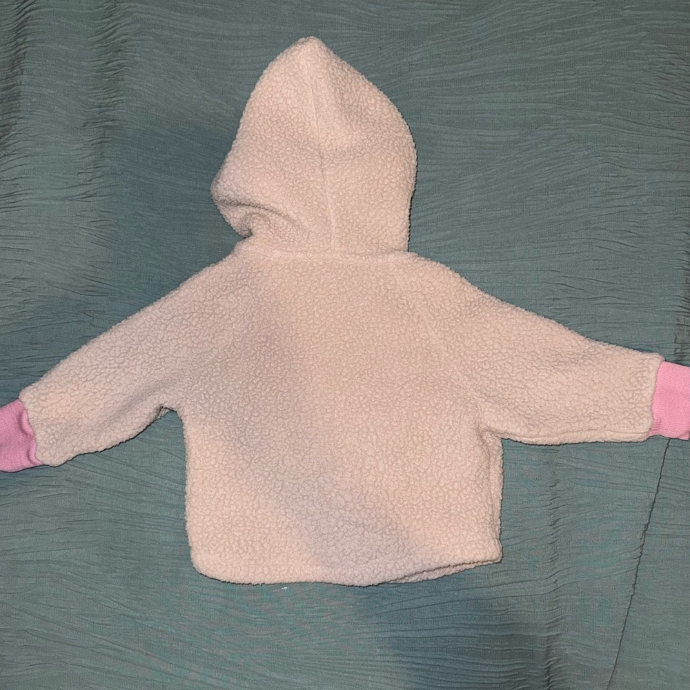 Excellent condition. Patagonia Sherpa 6-12 months
